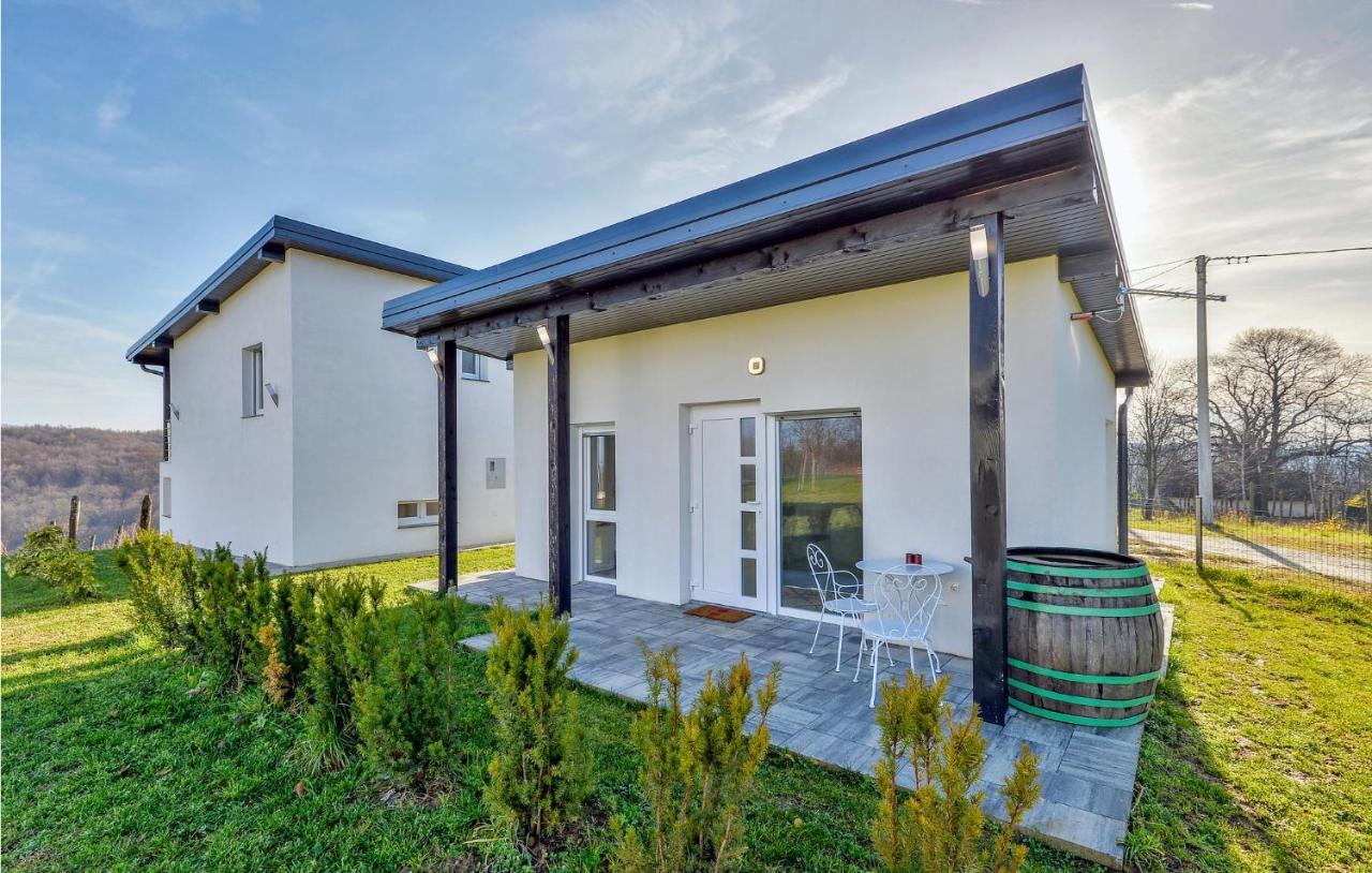 8 Bedroom Lovely Home In Durdevac Thurdevac Exterior photo